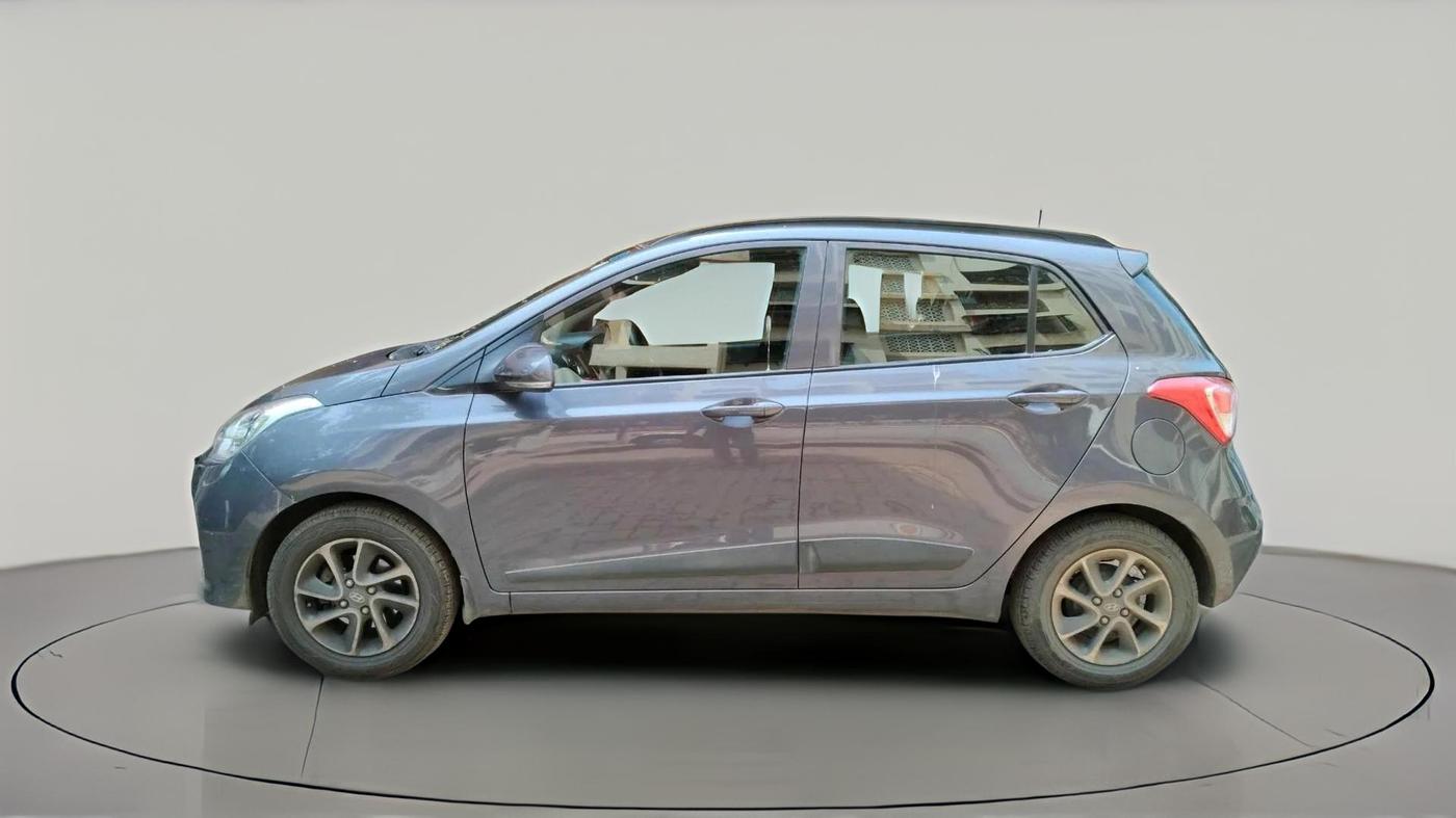 2018 Hyundai Grand i10 SPORTZ AT 1.2 KAPPA VTVT, Petrol, Automatic, 47,446 km, exterior