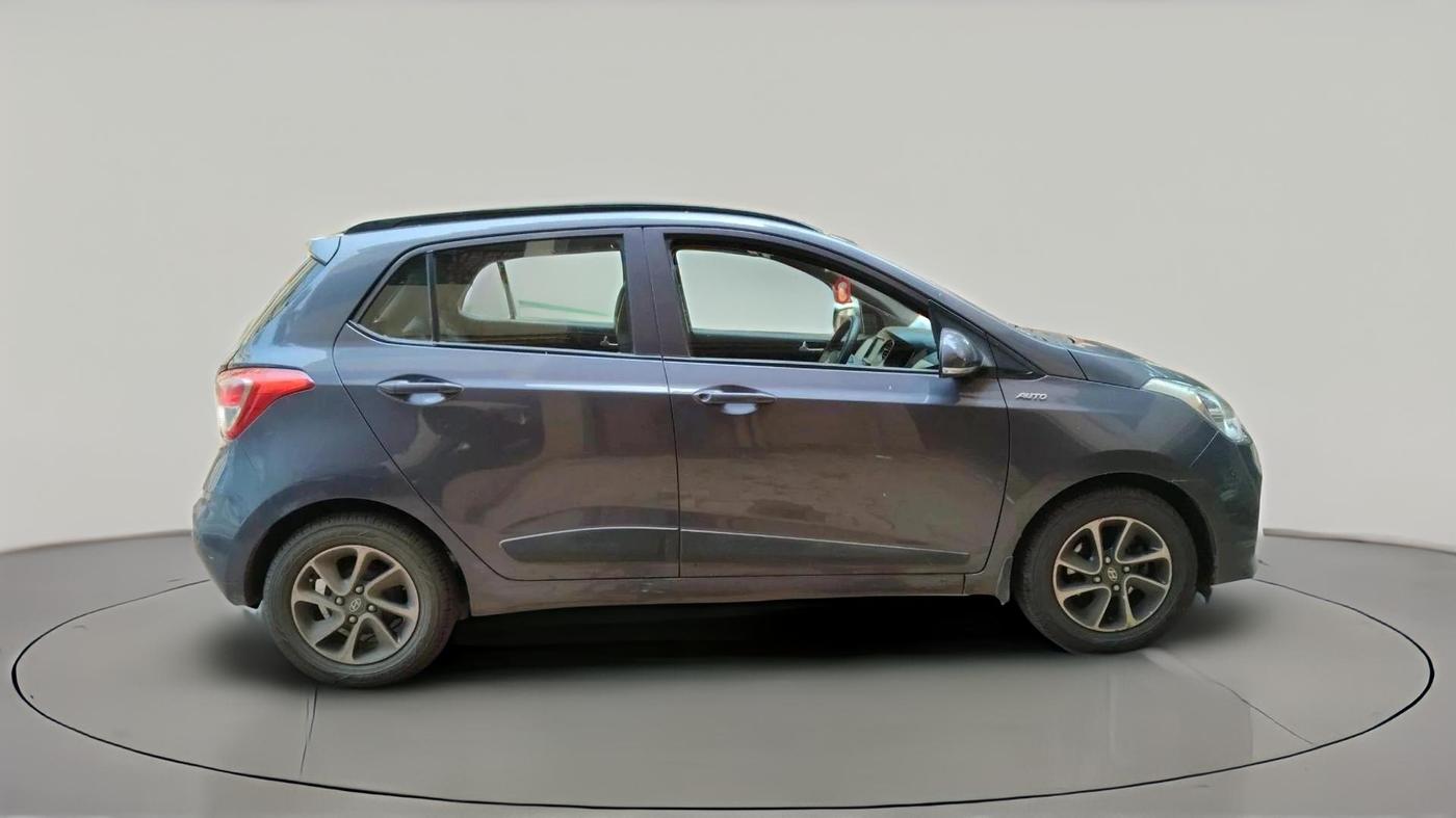 2018 Hyundai Grand i10 SPORTZ AT 1.2 KAPPA VTVT, Petrol, Automatic, 47,446 km, exterior