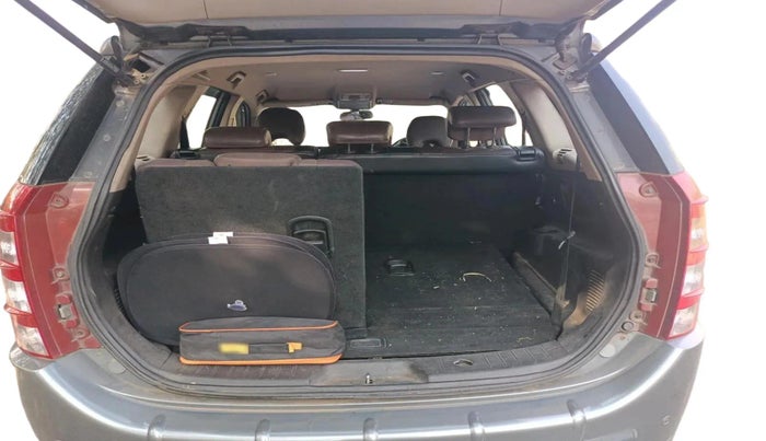 2014 Mahindra XUV500 W8, Diesel, Manual, 72,659 km, exterior