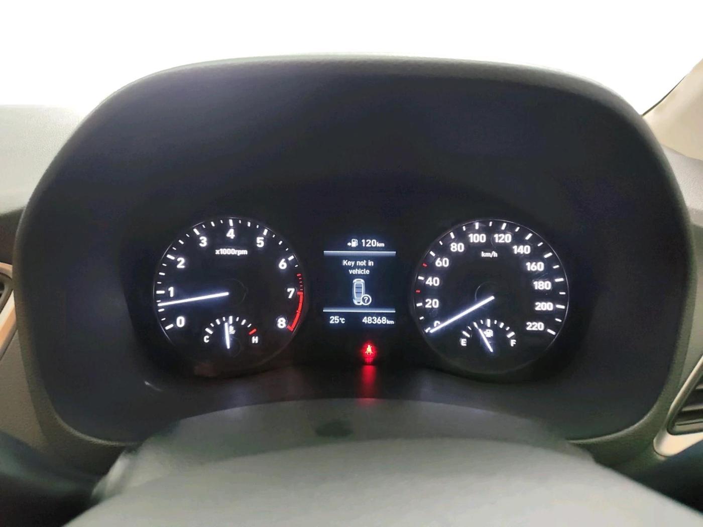 2017 Hyundai Verna 1.6 VTVT SX O, Petrol, Manual, 48,368 km, interior