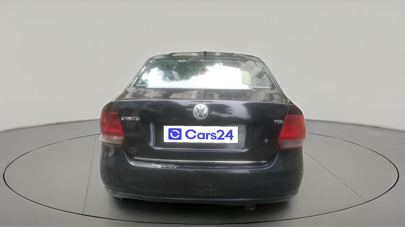 2014 Volkswagen Vento HIGHLINE DIESEL 1.6, Diesel, Manual, 2,33,013 km, exterior