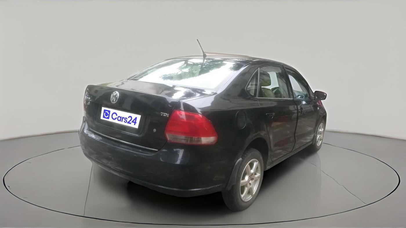 2014 Volkswagen Vento HIGHLINE DIESEL 1.6, Diesel, Manual, 2,33,013 km, exterior