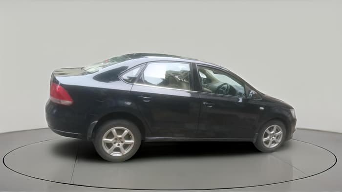 2014 Volkswagen Vento HIGHLINE DIESEL 1.6, Diesel, Manual, 2,33,013 km, exterior