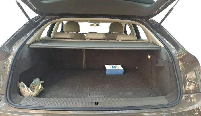 2014 Audi Q3 2.0 TDI, Diesel, Automatic, 79,173 km, exterior