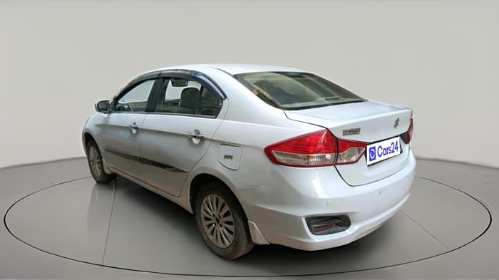 2015 Maruti Ciaz ZXI AT, CNG, Automatic, 67,009 km, exterior