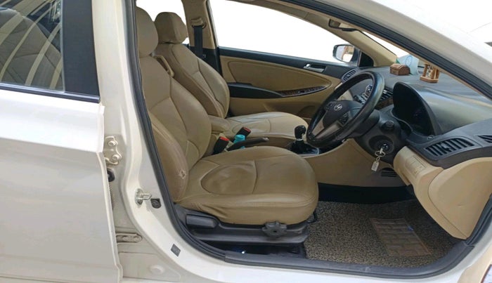 2015 Hyundai Verna FLUIDIC 4S 1.6 VTVT S, Petrol, Manual, 56,710 km, interior