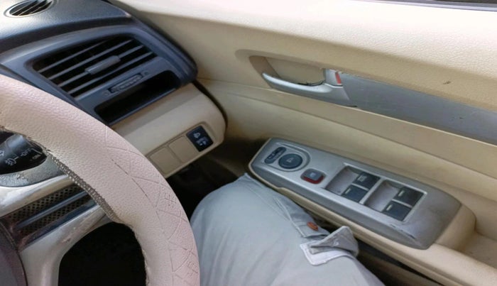 2011 Honda City 1.5L I-VTEC V MT, Petrol, Manual, 1,55,958 km, interior