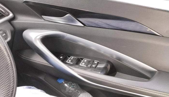 2019 MG HECTOR SHARP 1.5 DCT PETROL, Petrol, Automatic, 50,956 km, interior