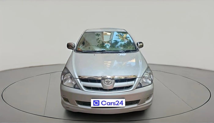 2008 Toyota Innova V 2.5 8 STR, Diesel, Manual, 2,47,281 km, exterior
