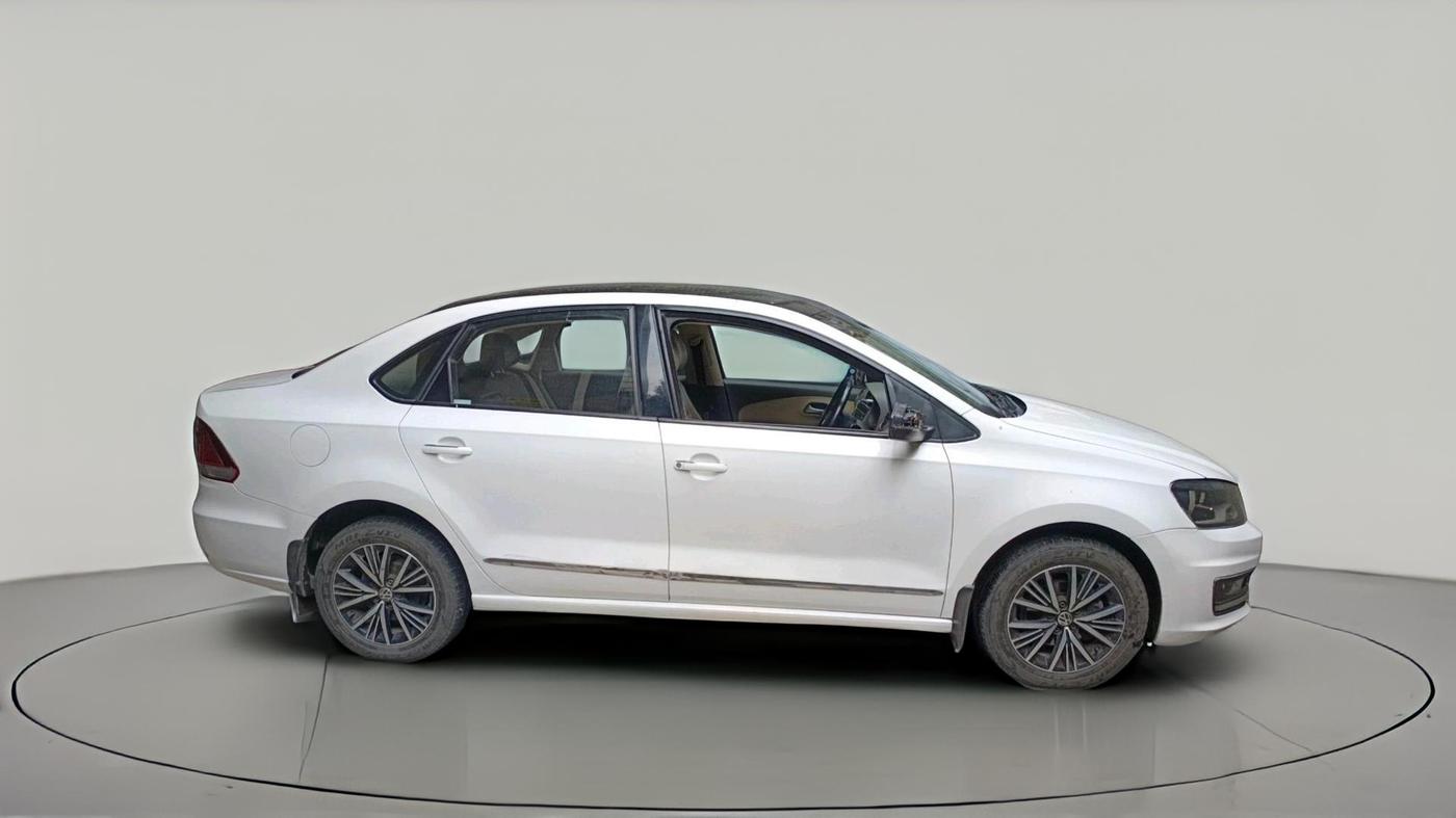 2019 Volkswagen Vento HIGHLINE PETROL AT, Petrol, Automatic, 61,944 km, exterior