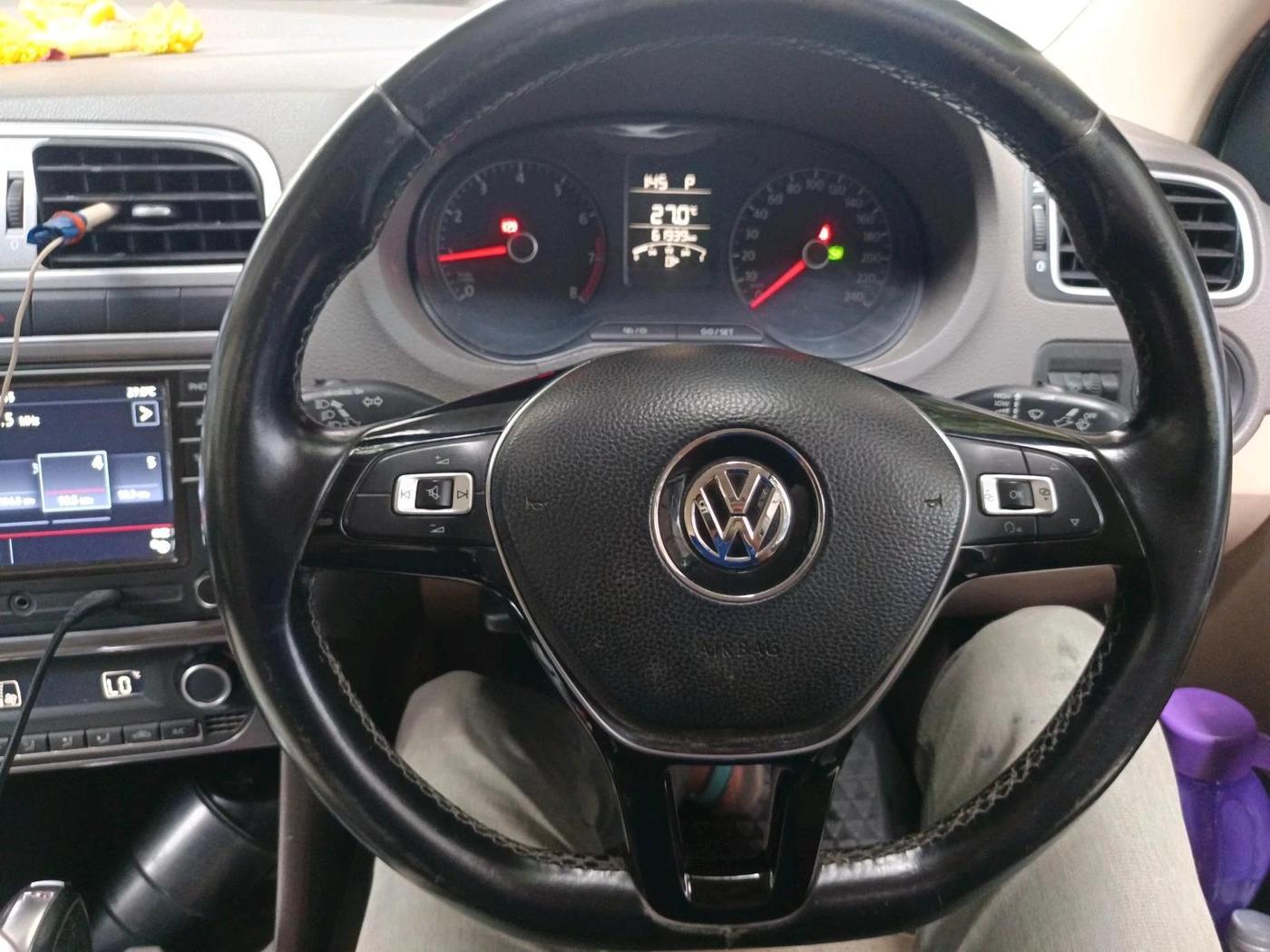 2019 Volkswagen Vento HIGHLINE PETROL AT, Petrol, Automatic, 61,944 km, interior