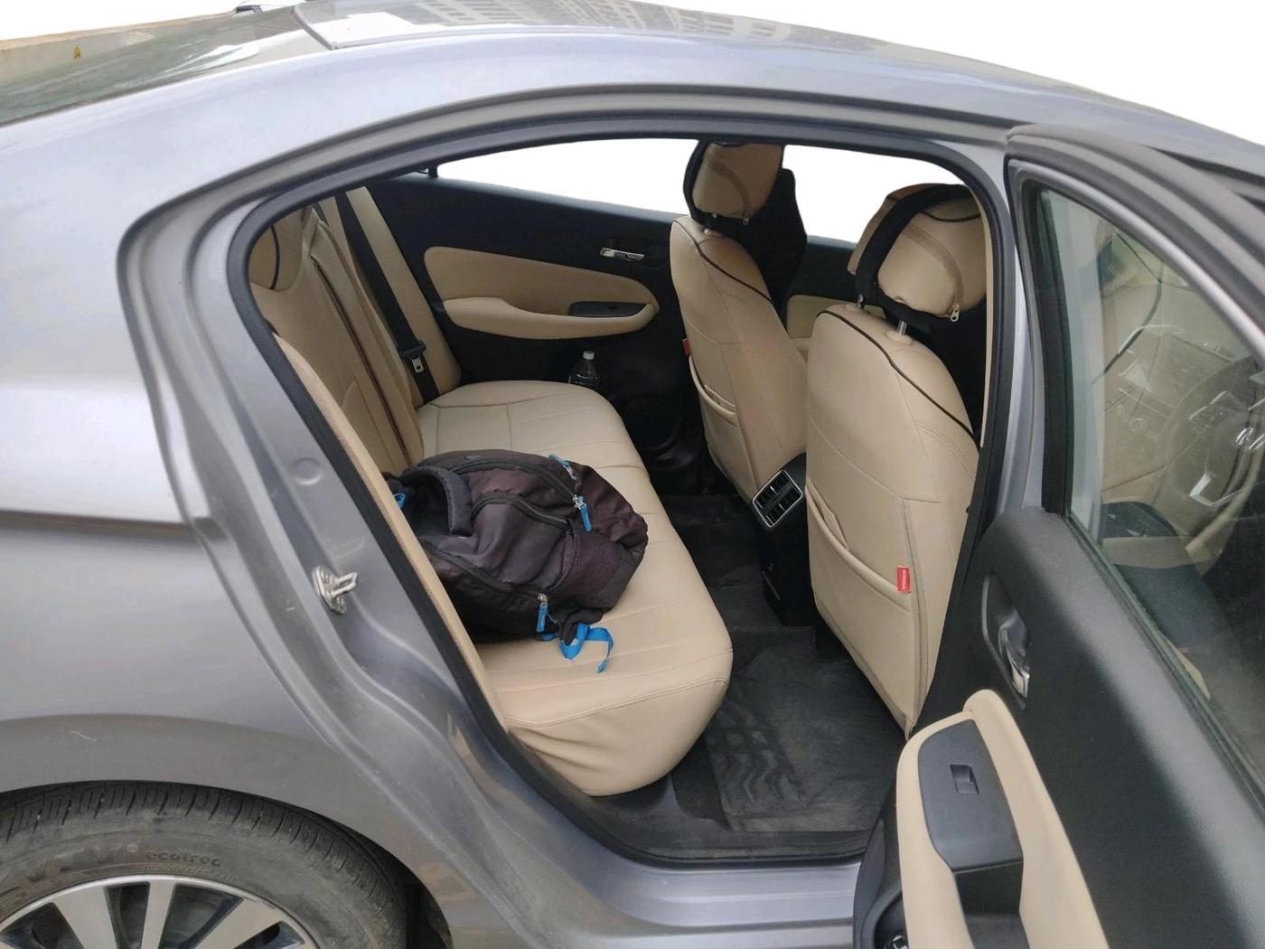 2023 Honda City 1.5L I-VTEC V, Petrol, Manual, 25,829 km, interior