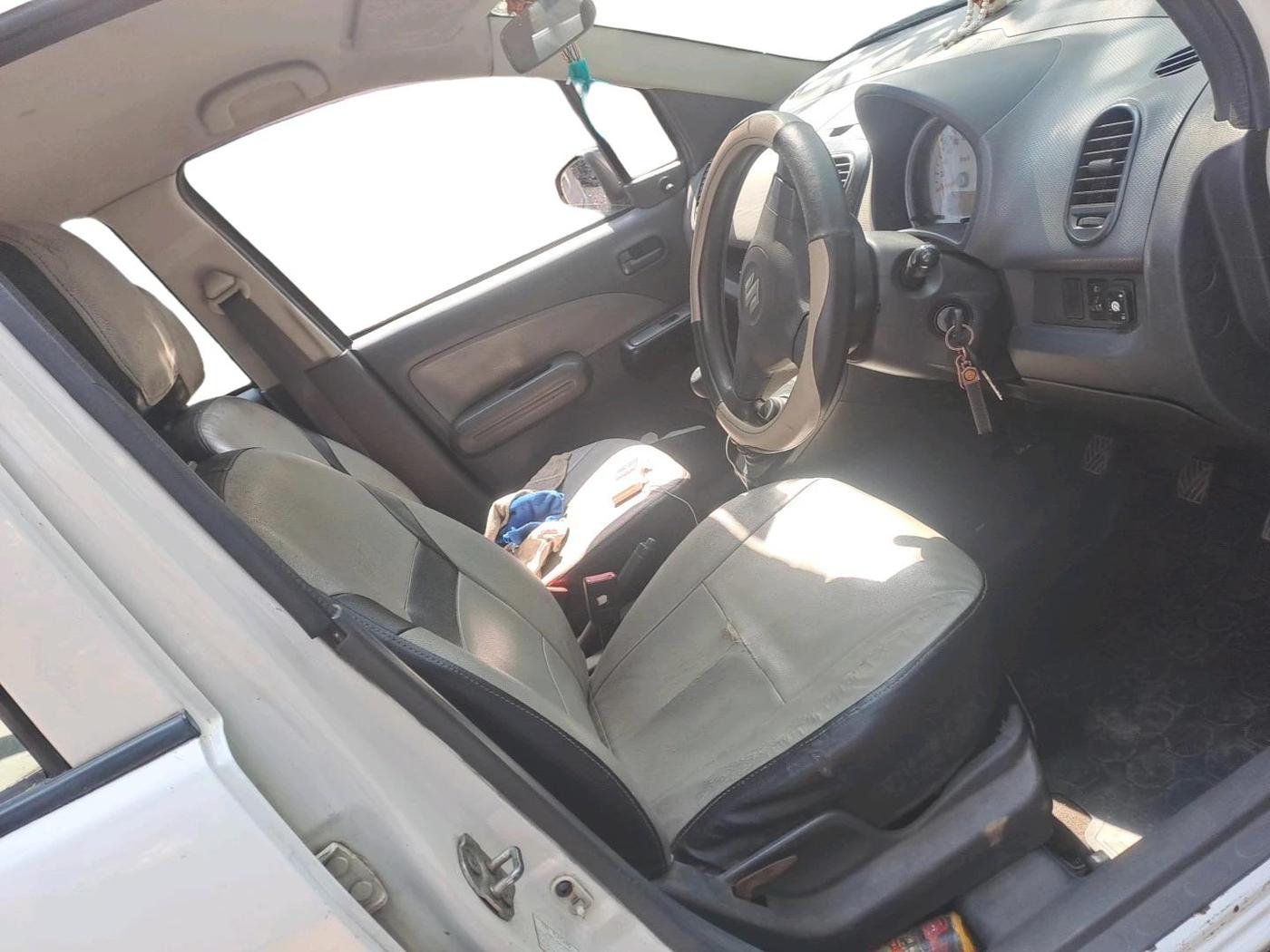 2016 Maruti Ritz LXI, CNG, Manual, 1,30,766 km, interior