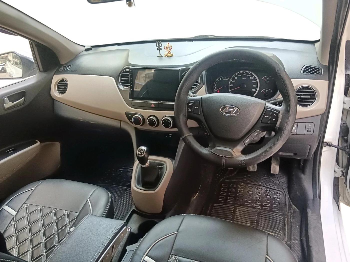 2016 Hyundai Grand i10 SPORTZ 1.2 KAPPA VTVT, CNG, Manual, 85,506 km, interior