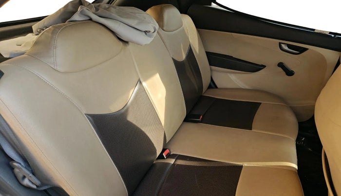 2016 Hyundai Eon SPORTZ, Petrol, Manual, 1,55,000 km, interior