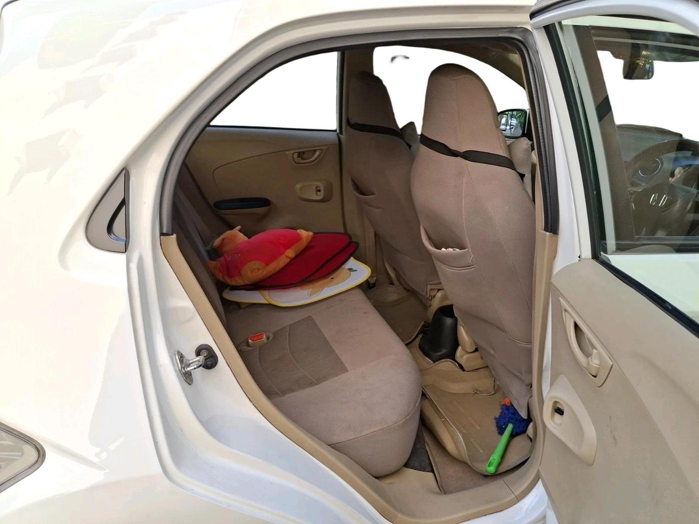 2015 Honda Brio S MT, Petrol, Manual, 36,446 km, interior