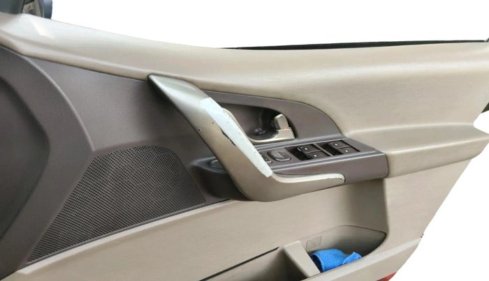 2012 Mahindra XUV500 W8, Diesel, Manual, 98,204 km, interior