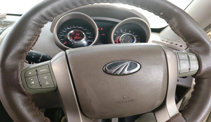 2012 Mahindra XUV500 W8, Diesel, Manual, 98,204 km, interior