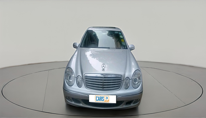 2005 Mercedes Benz E Class 240 V6 AT, Petrol, Automatic, 48,283 km, exterior