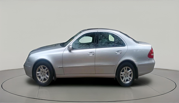 2005 Mercedes Benz E Class 240 V6 AT, Petrol, Automatic, 48,283 km, exterior