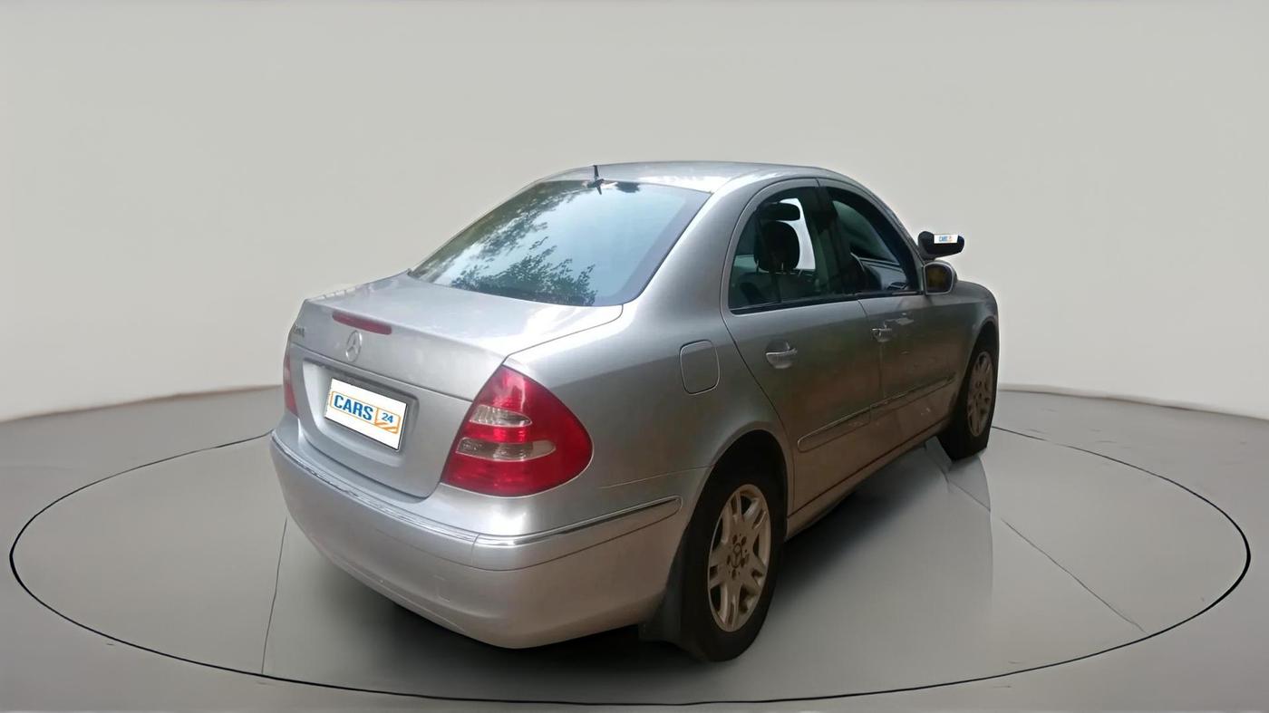 2005 Mercedes Benz E Class 240 V6 AT, Petrol, Automatic, 48,283 km, exterior