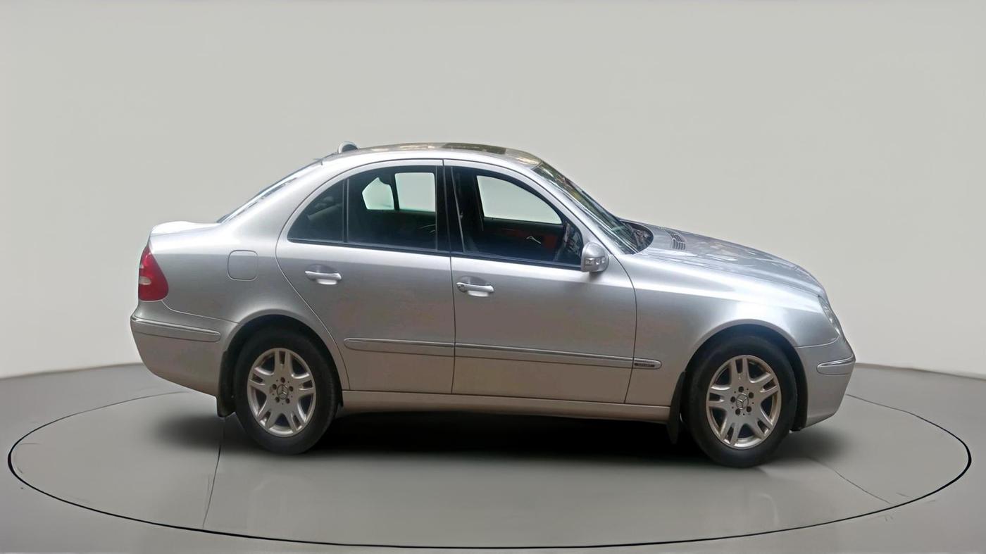 2005 Mercedes Benz E Class 240 V6 AT, Petrol, Automatic, 48,283 km, exterior