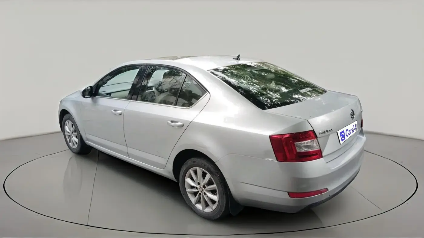 2016 Skoda Octavia 2.0 TDI CR STYLE PLUS AT, Diesel, Automatic, 1,22,325 km, exterior