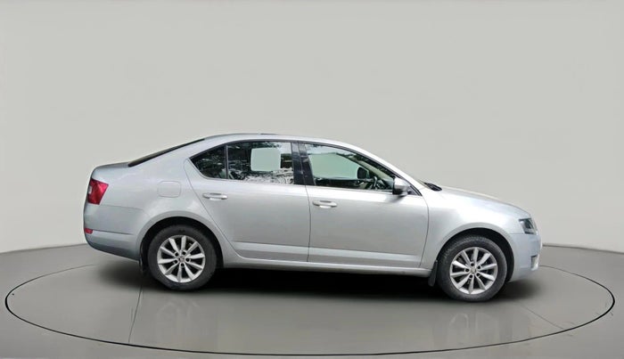 2016 Skoda Octavia 2.0 TDI CR STYLE PLUS AT, Diesel, Automatic, 1,22,325 km, exterior