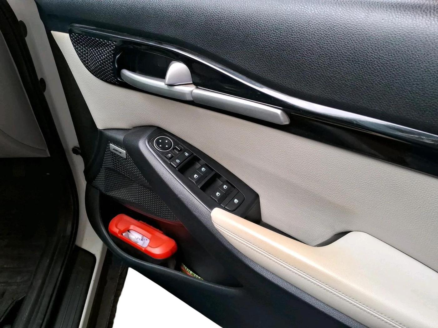 2020 KIA SELTOS HTX PLUS 1.5 DIESEL, Diesel, Manual, 1,41,724 km, interior