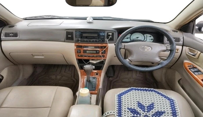 2003 Toyota Corolla H3 G 1.8, CNG, Automatic, 1,62,265 km, interior