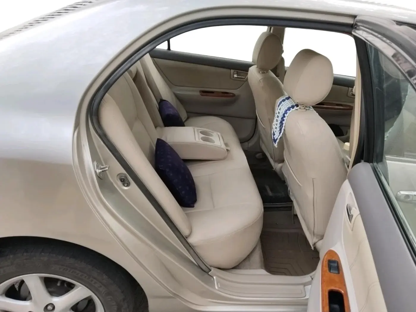 2003 Toyota Corolla H3 G 1.8, CNG, Automatic, 1,62,265 km, interior