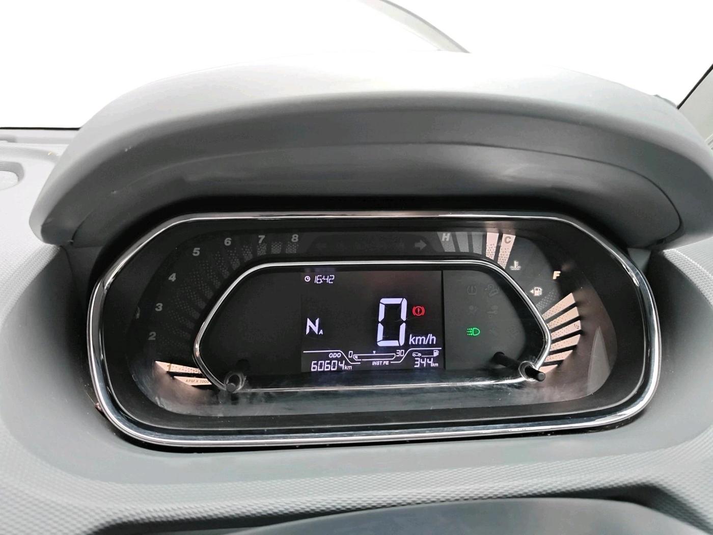 2021 Tata TIGOR XZA PLUS PETROL, Petrol, Automatic, 60,604 km, interior