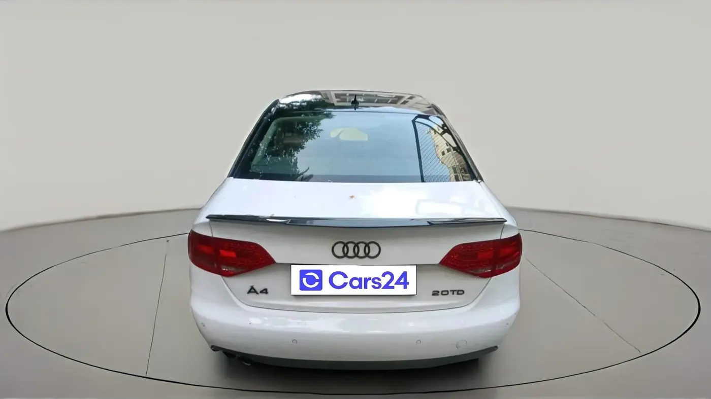 2010 Audi A4 2.0 TDI, Diesel, Automatic, 83,418 km, exterior