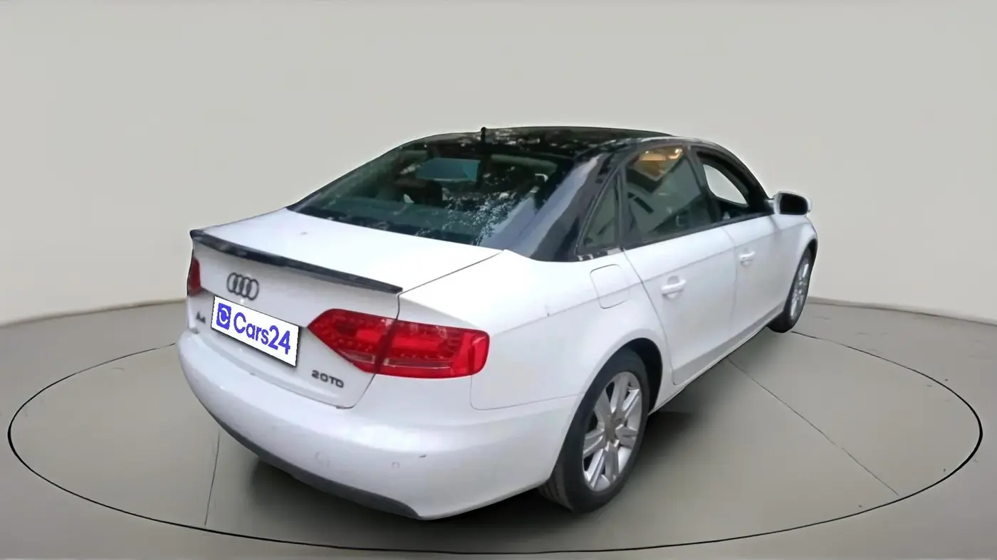 2010 Audi A4 2.0 TDI, Diesel, Automatic, 83,418 km, exterior