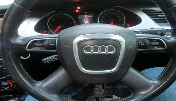 2010 Audi A4 2.0 TDI, Diesel, Automatic, 83,418 km, interior
