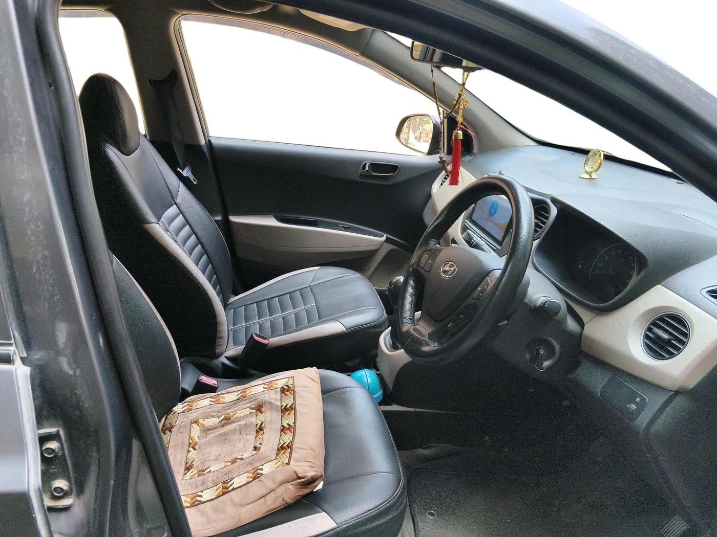 2018 Hyundai Grand i10 MAGNA 1.2 KAPPA VTVT, Petrol, Manual, 14,586 km, interior