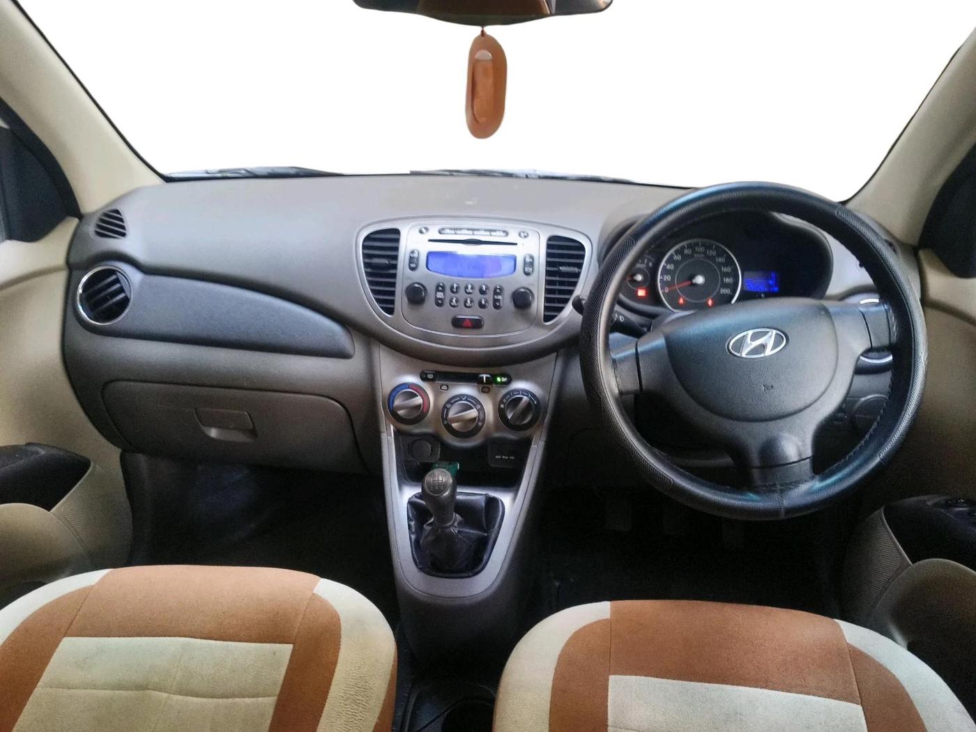 2011 Hyundai i10 SPORTZ 1.2, Petrol, Manual, 59,028 km, interior