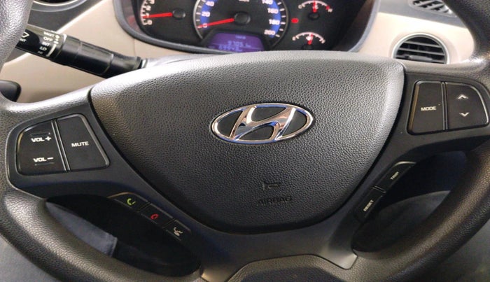 2017 Hyundai Xcent SX 1.2, CNG, Manual, 69,943 km, interior