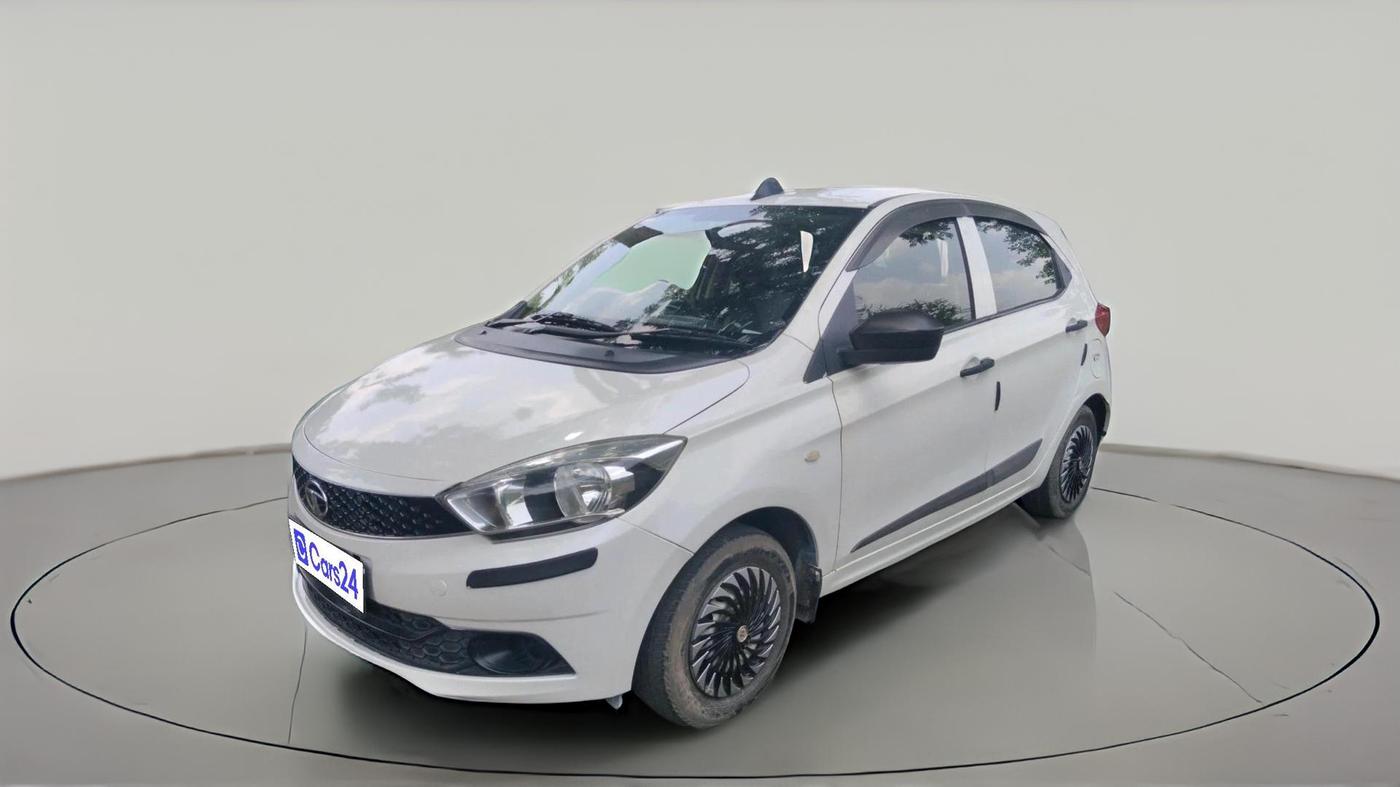 2019 Tata Tiago XE PETROL, CNG, Manual, 38,829 km, exterior