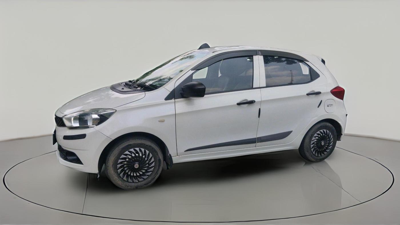 2019 Tata Tiago XE PETROL, CNG, Manual, 38,829 km, exterior