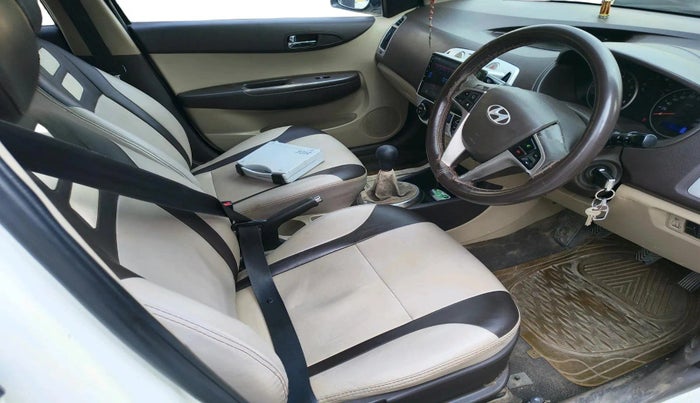 2011 Hyundai i20 SPORTZ 1.2, CNG, Manual, 80,529 km, interior