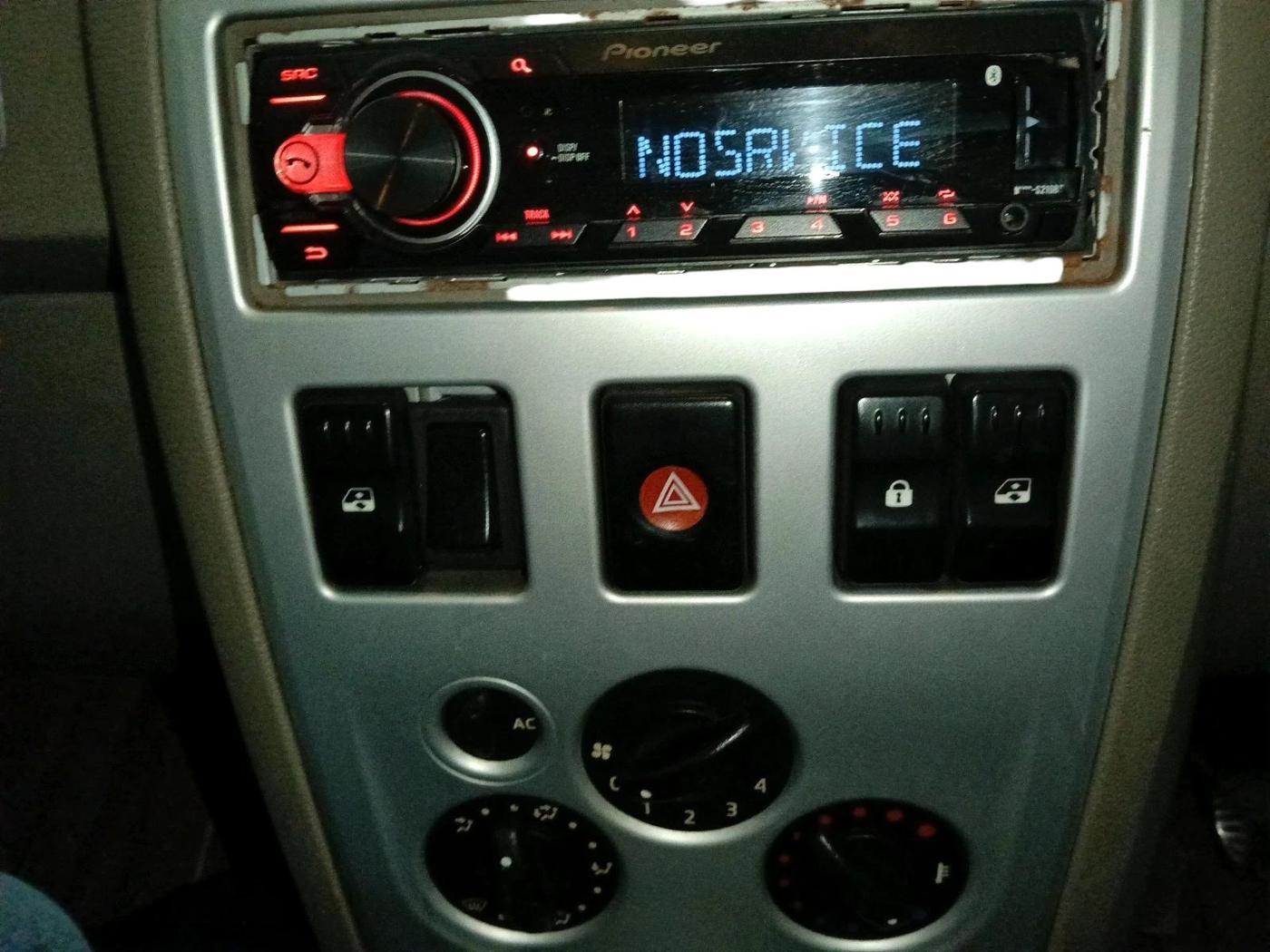 2012 Mahindra Verito 1.5 D4 BS III, Diesel, Manual, 1,29,482 km, interior