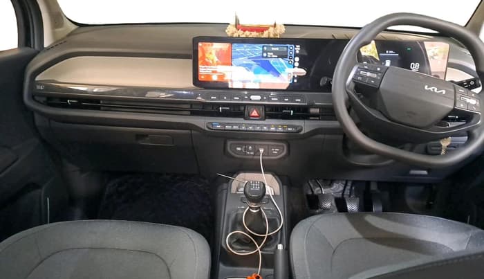2025 KIA SYROS HTK Plus 1.0 Turbo 6MT, Petrol, Manual, 23,044 km, interior