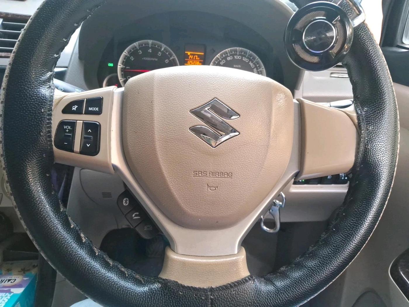 2016 Maruti Ertiga VXI CNG, CNG, Manual, 1,25,208 km, interior