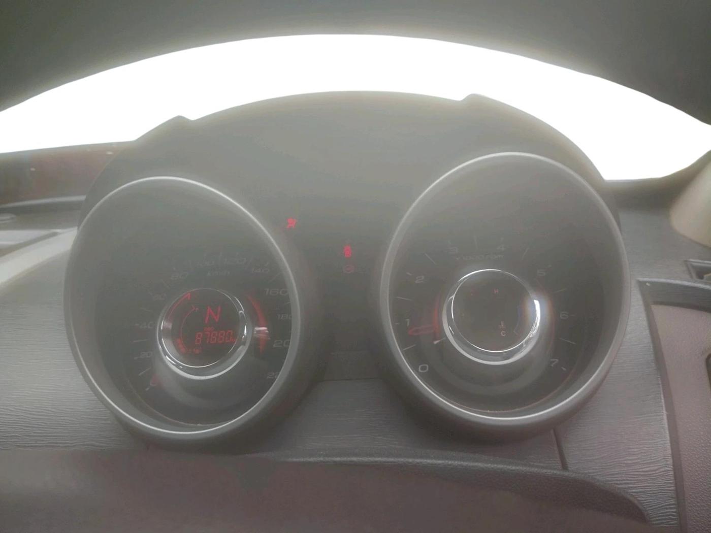 2013 Mahindra XUV500 W8, Diesel, Manual, 87,880 km, interior