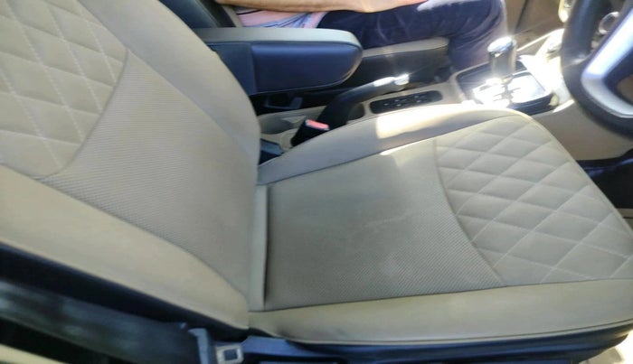 2017 Mahindra TUV300 T10 AMT, Diesel, Automatic, 8,486 km, interior