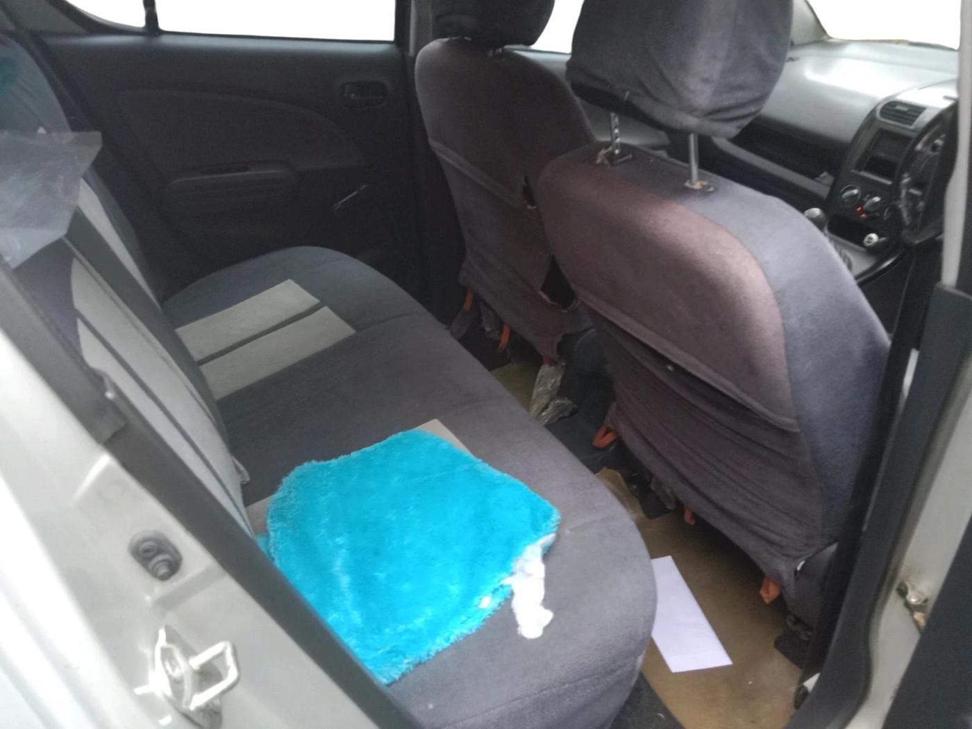 2012 Maruti Ritz LXI, Petrol, Manual, 45,000 km, interior