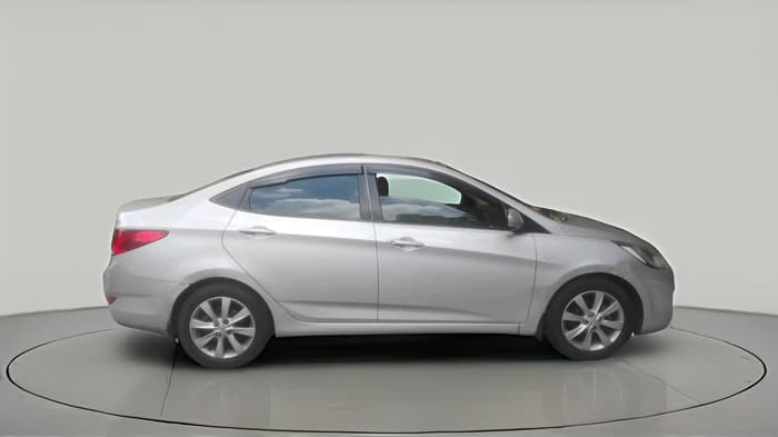 2012 Hyundai Verna FLUIDIC 1.6 VTVT SX, Petrol, Manual, 75,582 km, exterior