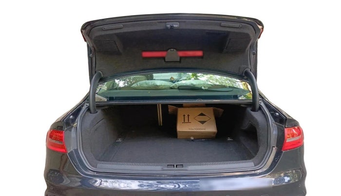 2012 Audi A4 2.0 TDI Multitronic, Diesel, Automatic, 1,15,962 km, exterior