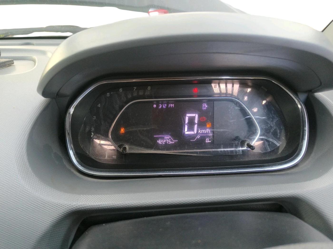 2022 Tata TIGOR XZ CNG, CNG, Manual, 42,275 km, interior